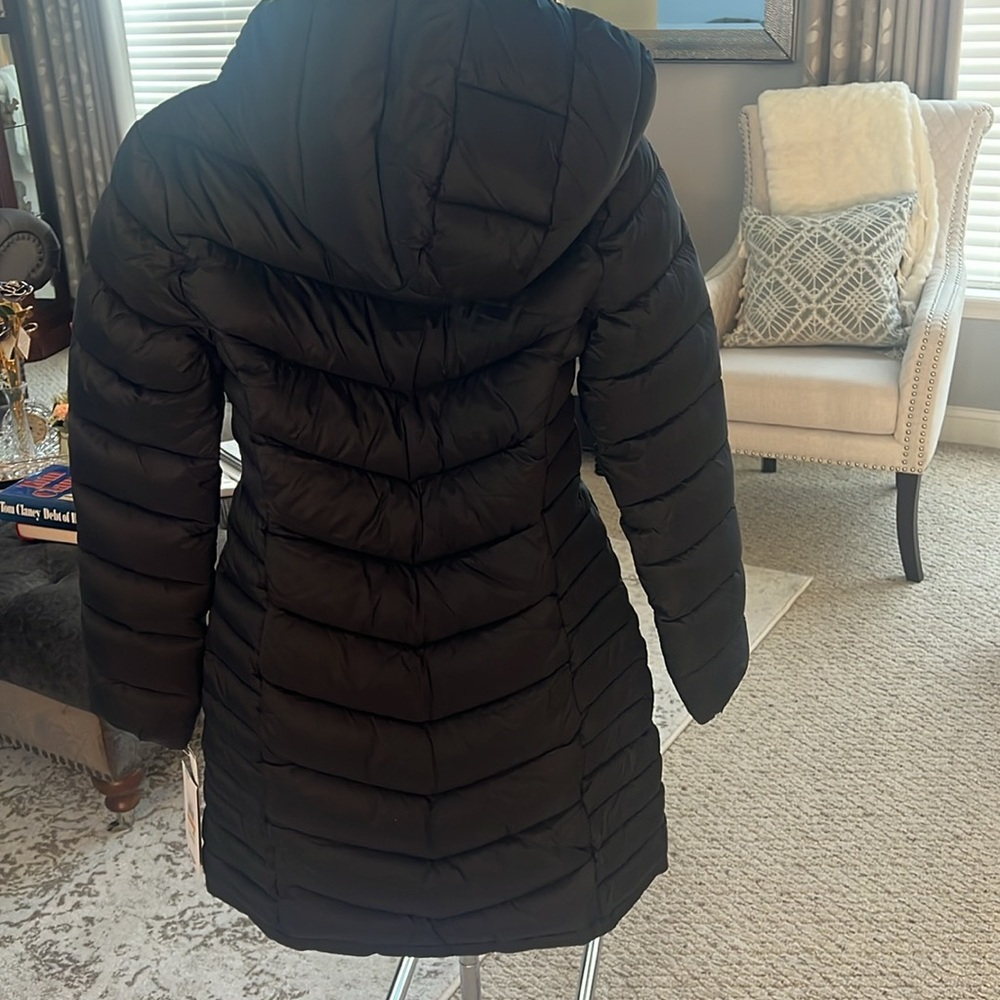 DKNY puffer coat - Picture 7 of 12